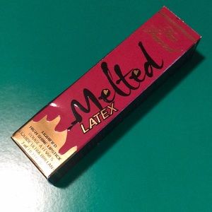 Too Faced Melted Latex in Hot Mess